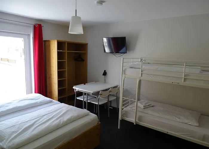 Demling ホテル 2*